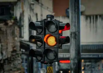 Sorocaba inicia implantação de semáforos inteligentes a partir de 15 de agosto